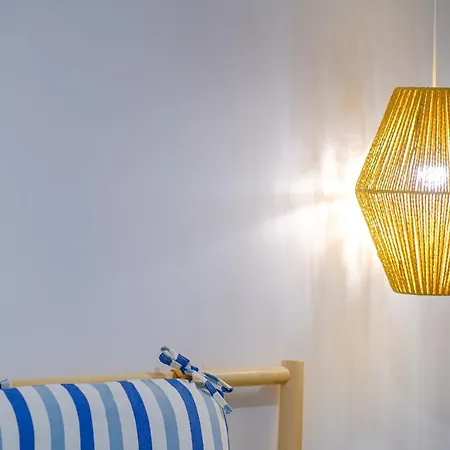 Iris & Guest house 4*