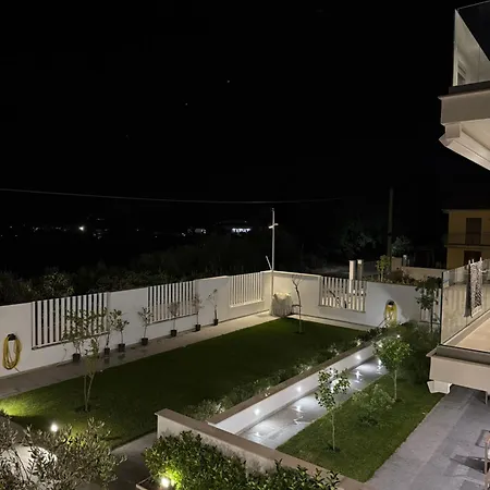 Iris & Guest house